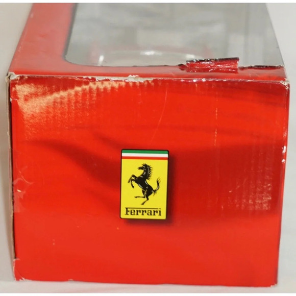 Hot Wheels Ferrari 250 GT 1:18 60th Anniversary - Picture 11 of 13